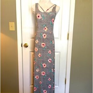 Dress by MAXI sz S. Maxi length. Pit to pit measures 15” across and is 59” long.